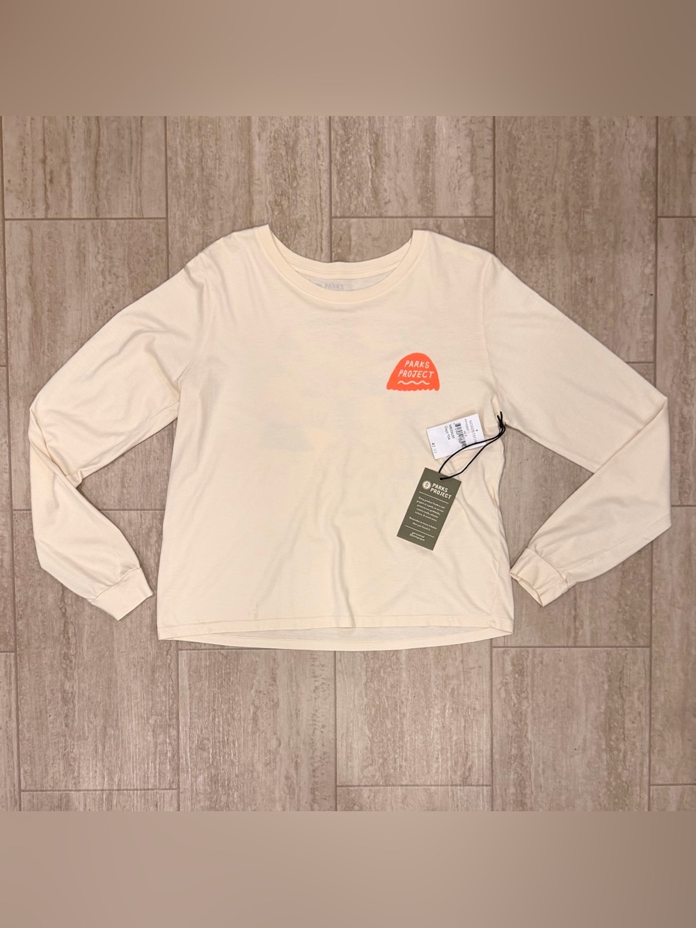 NWT Parks Project Women’s Protect & Respect Hikes Longsleeve Size Medium